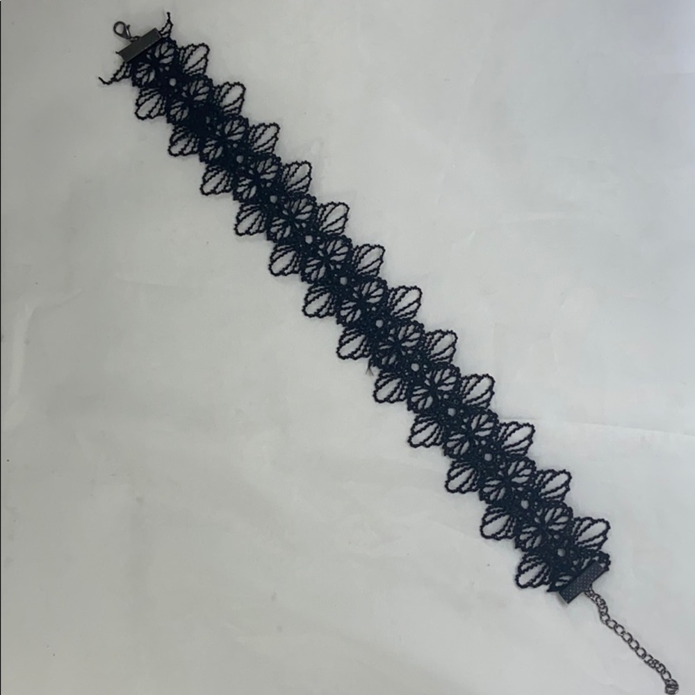 Lace Crochet Choker Necklace - Picture 2 of 3